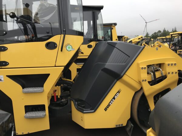 3125E216-5BF2-428C-A09D-5FE4246E5DAB